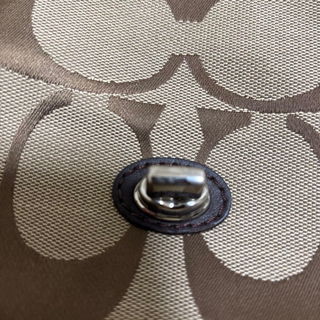 ⚠️週末価格　Coach ロゴプリント ショルダーバッグ