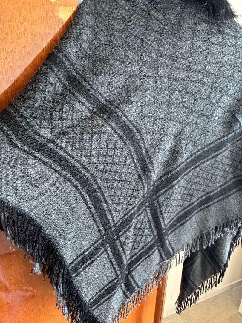 【稀少　美品】グッチ　GUCCI　gg柄　大判ショールストール　ファー付き