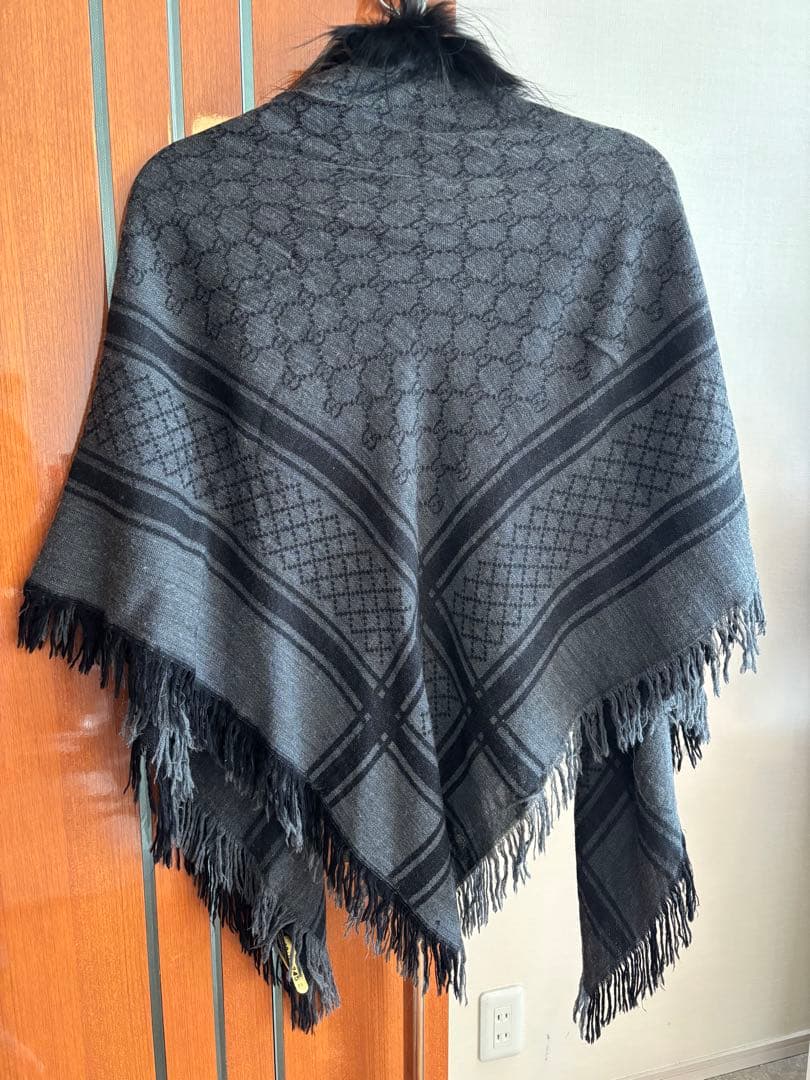 【稀少　美品】グッチ　GUCCI　gg柄　大判ショールストール　ファー付き