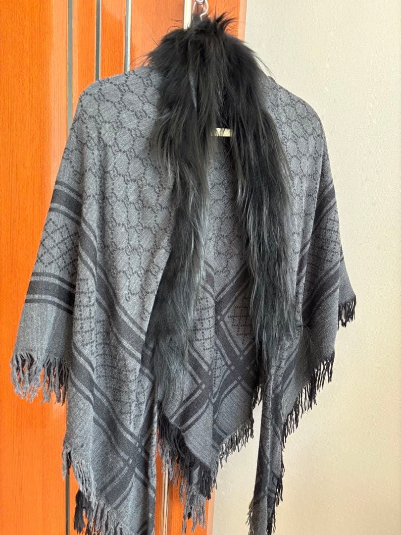 【稀少　美品】グッチ　GUCCI　gg柄　大判ショールストール　ファー付き