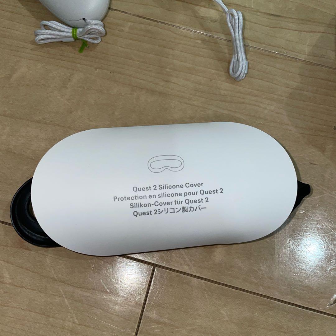 ソフトケース付き！ Quest2 128GB　メタクエスト2 ほぼ未使用