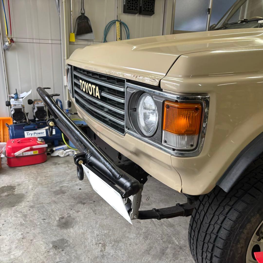 【最終値引き】ランクル60 フロントバンパー