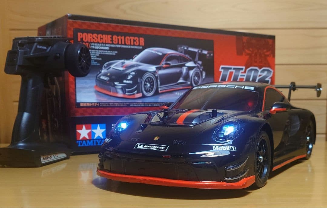 田宮RCポルシェ911GT3 R (992)LEDライト付＆プロポ充電器完成品