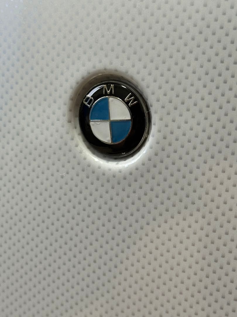  ベアデザイン・ホワイトキャリーケース（機内持ち込みサイズ）