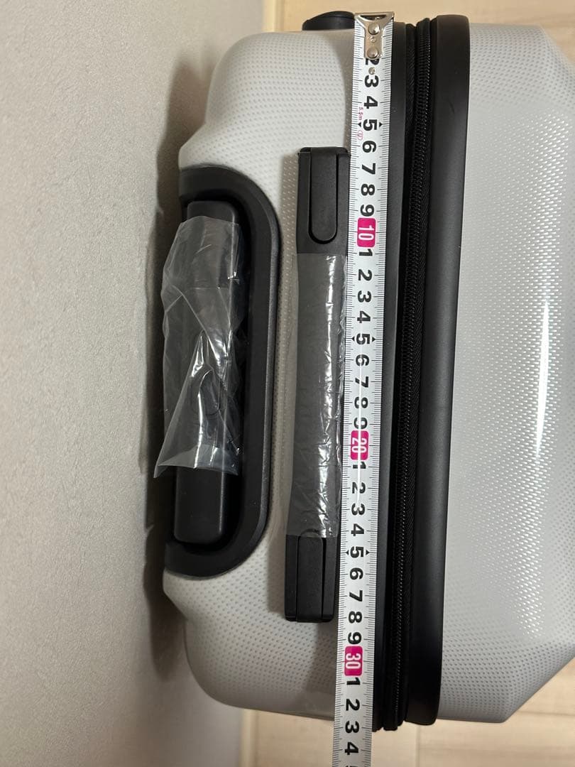  ベアデザイン・ホワイトキャリーケース（機内持ち込みサイズ）