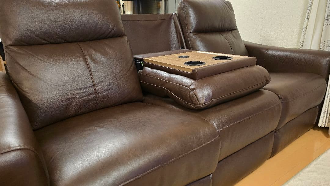 ニトリ　 電動リクライニング ダークブラウンソファ