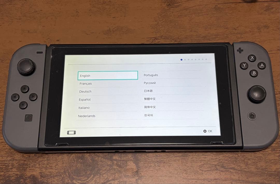 【未対策機】Nintendo Switch本体 箱付き　SDカード128GB付き