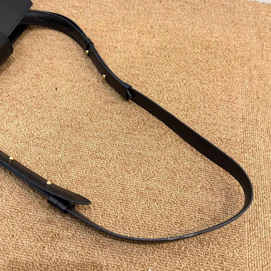 【sale】ルイヴィトン エピ クリュニー ショルダーバッグ バケツ型 黒