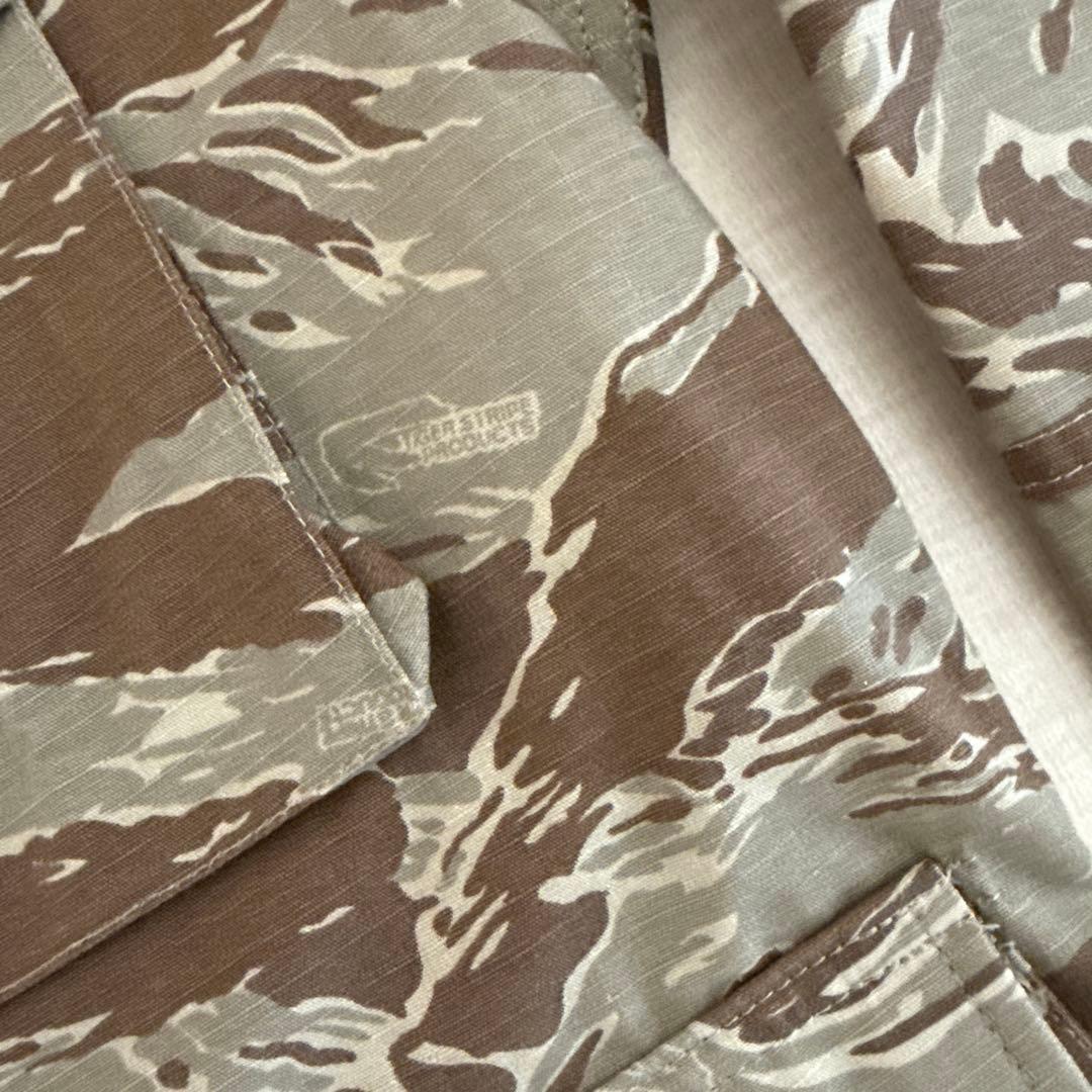 美品　アメリカ製実物生地　デザートタイガーストライプフィールドコンバットシャツ