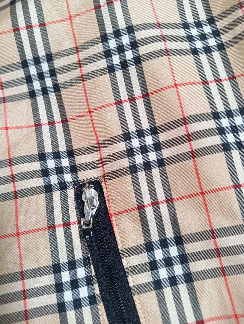 美品　BURBERRY　ハーフジップアップ　ジャケット　ノバチェック　Lサイズ