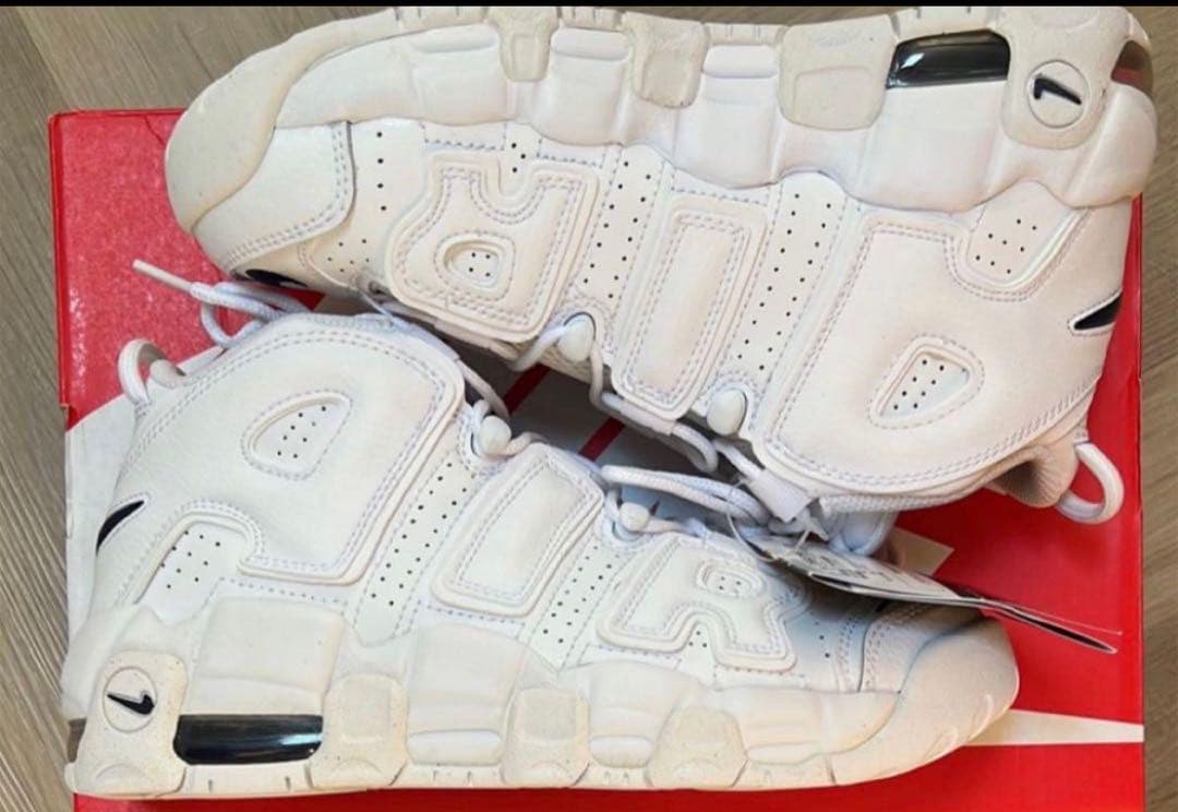 ラスト①点　再入荷 【新品】NIKE GS AIR MORE UPTEMPO