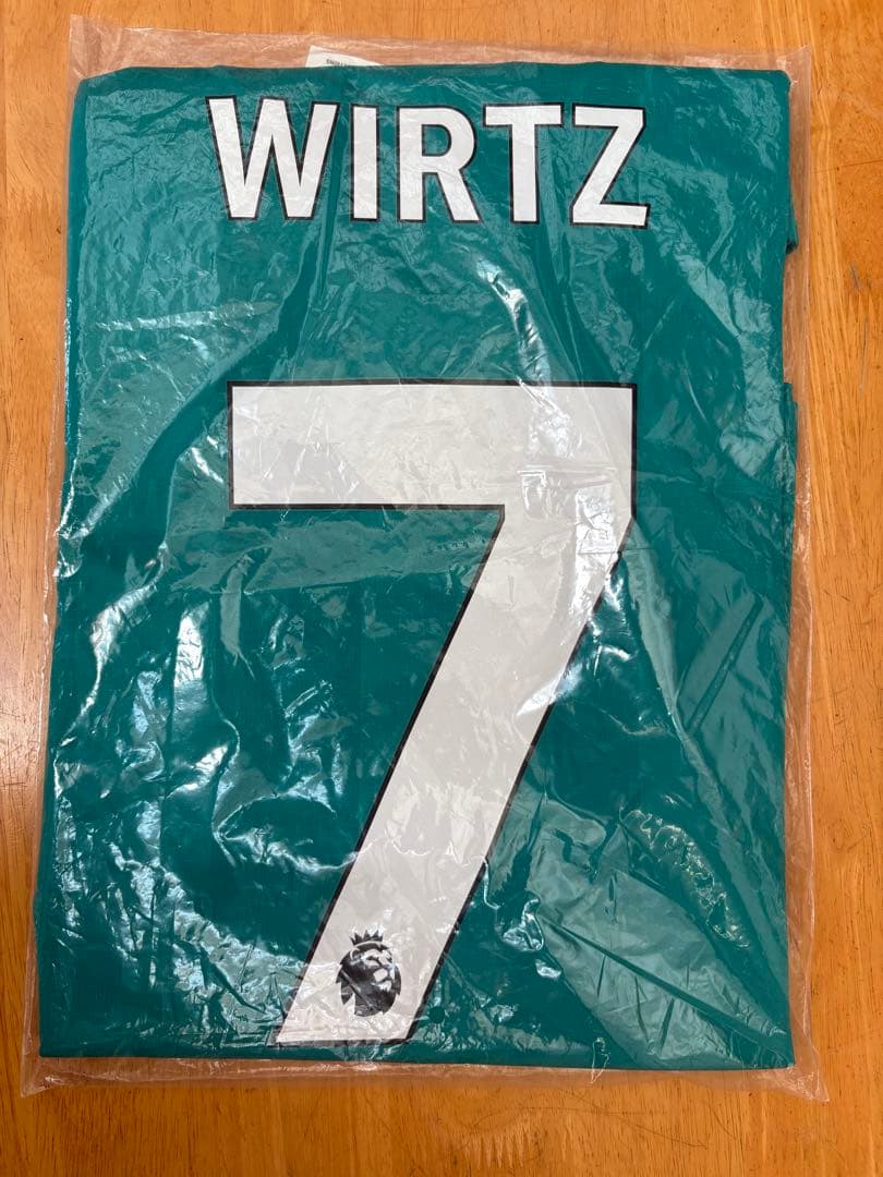 最安 正規品 新品 リヴァプール 25/26 3rd ヴィルツ L