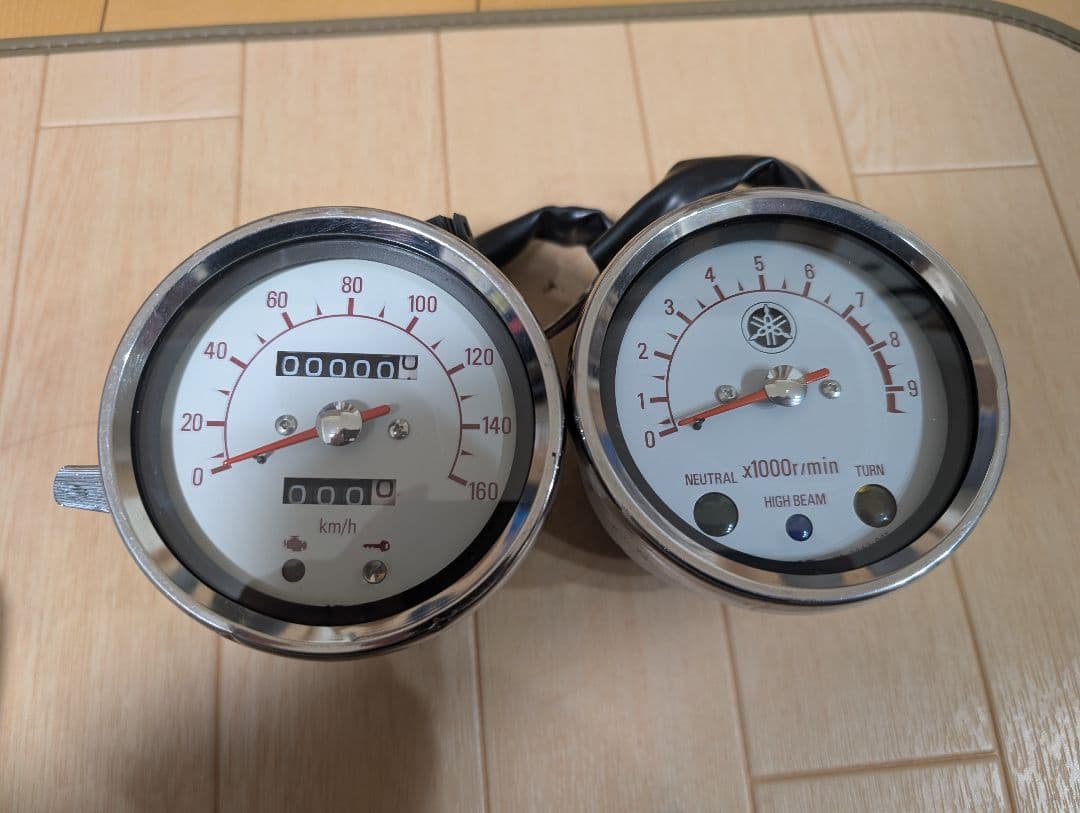 Yamaha SR400 メーター