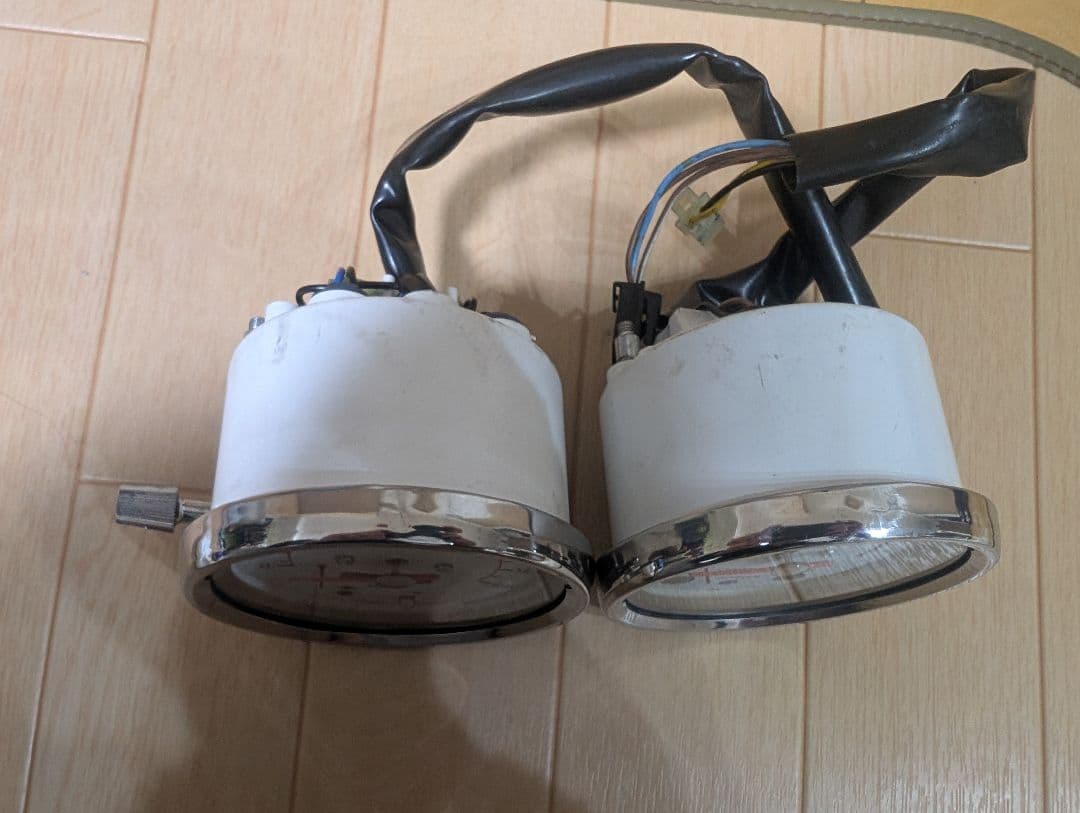 Yamaha SR400 メーター