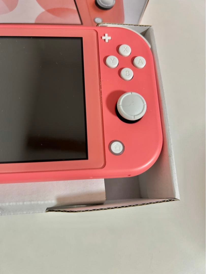Nintendo Switch Lite 本体　コーラルピンク　箱付き