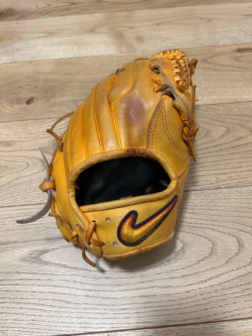 Nike Vapor 硬式野球グローブ オレンジ　内野