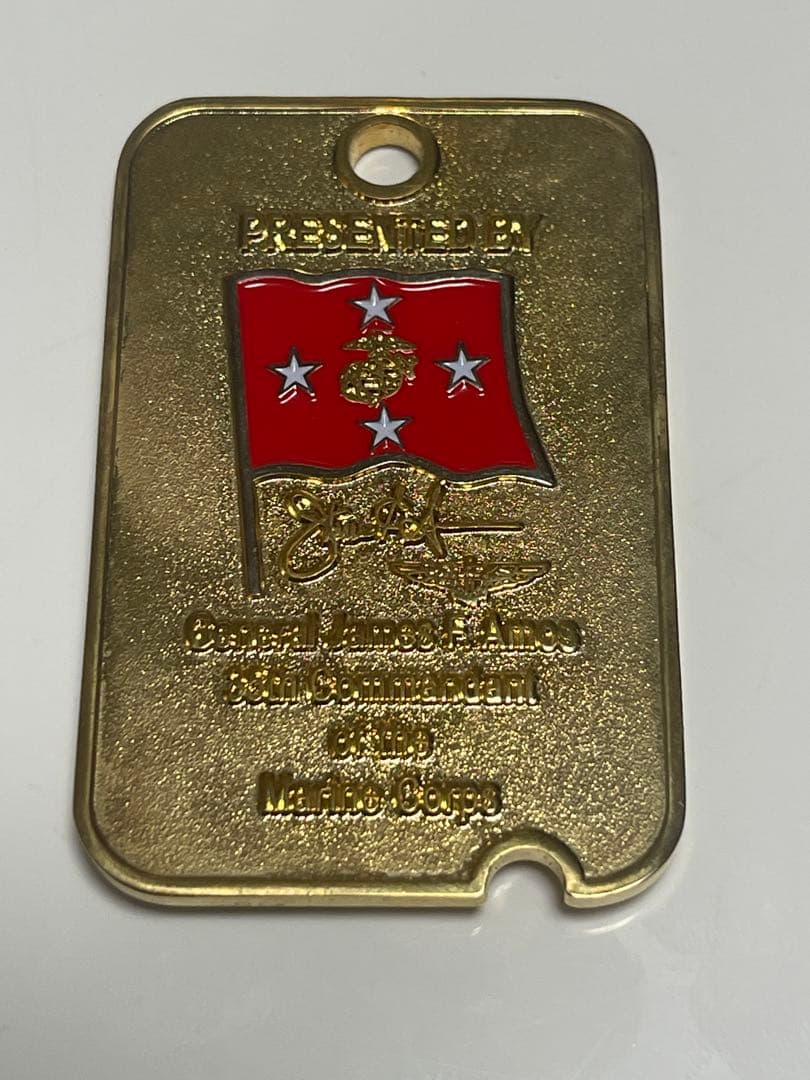 米海兵隊総司令官 金色鷲の紋章付き