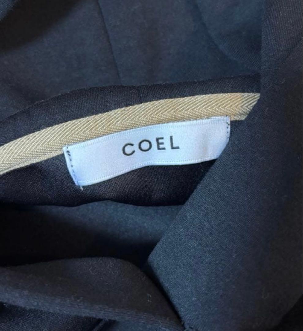 米倉涼子　COEL×Desafioバックロゴ　フーディ　パーカー　黒