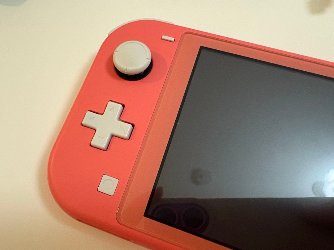 Nintendo Switch Lite コーラル　スイッチライト