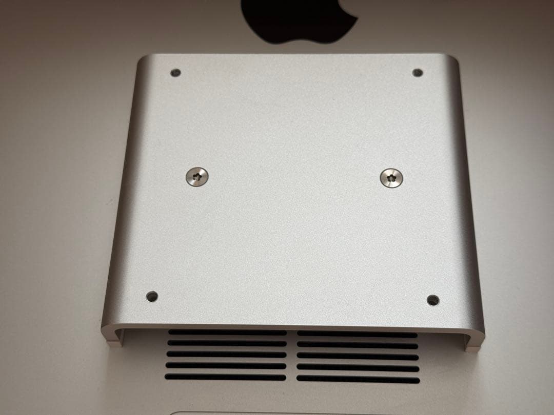 VESAマウント27インチiMac Retina5Kディスプレイ2017 SSD