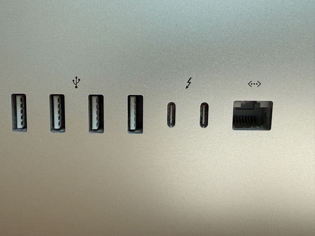 VESAマウント27インチiMac Retina5Kディスプレイ2017 SSD