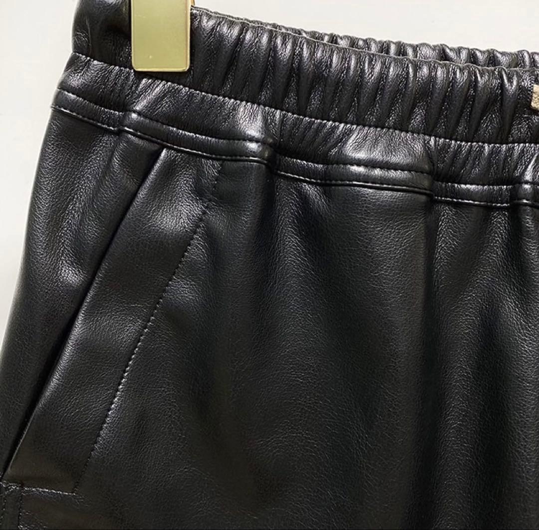 Rick Owens 合成皮革 ハーフパンツ 黒とベージュ