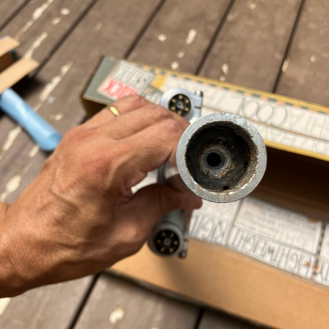 ROCK SHOX サスペンションフォーク マグネシウム製オーバーサイズ