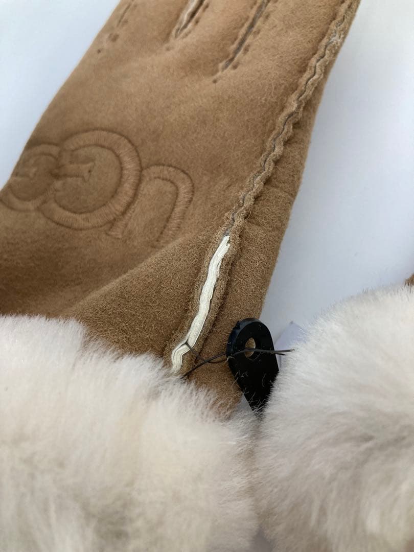 UGG ベージュ 手袋 【size S】
