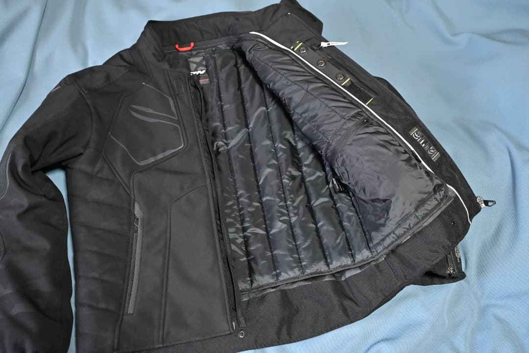 ＩＸＯＮ　イクソン　ＣＥＬＬ　Ａ　アジアＸＬサイズ