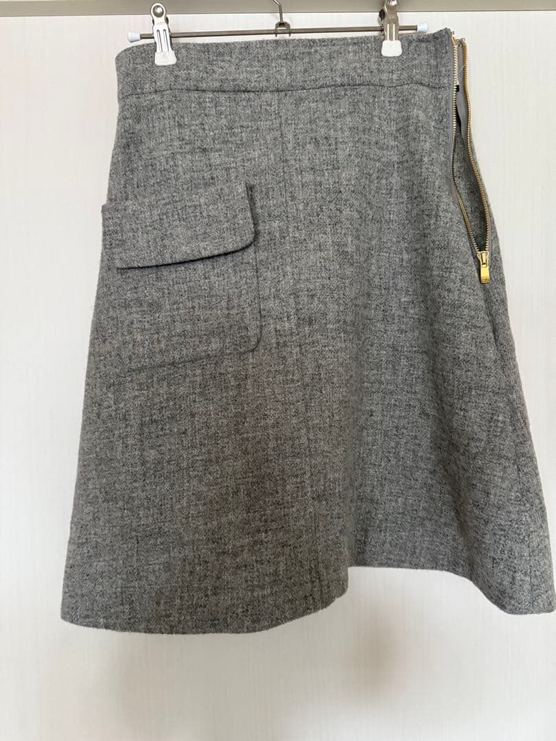 美品⭐️マディソンブルー　スカート