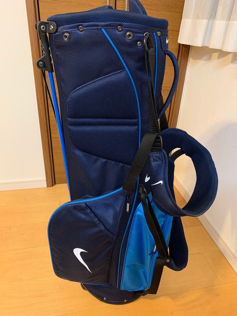 美品　Nike Sport Lite ゴルフバッグ キャディバック スタンド