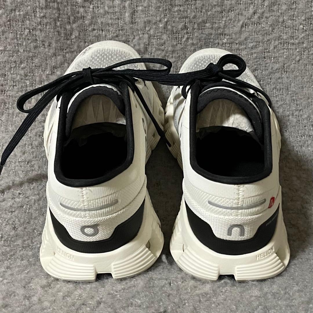 On Cloud X スニーカー 23cm ホワイト 正規品