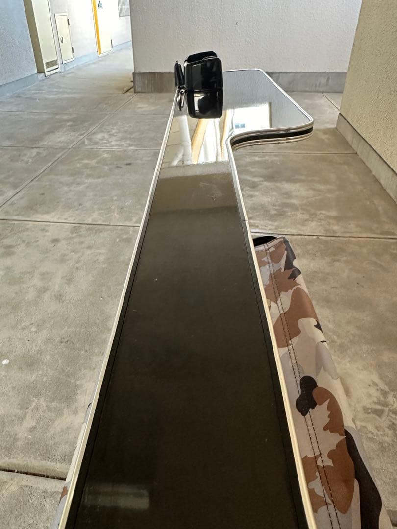 『とも』hearts製　ハイエースワイド用リアデッキテーブル