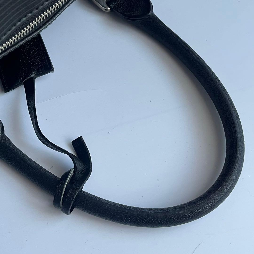 ✨極美品✨　BVLGARI ボストン　ハンドバッグ　レザー　革　黒