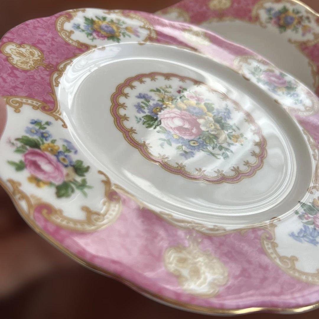 ロイヤルアルバート　レディカーライル　ピンク花柄　ケーキ皿　大2枚&小5枚セット