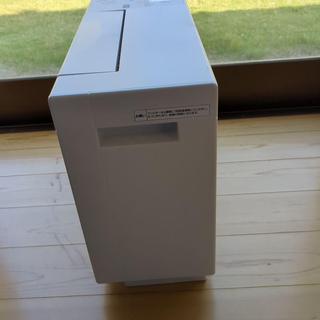 デシカント方式 衣類乾燥除湿機 F-YZVXJ60 ばぁーばさん専用です