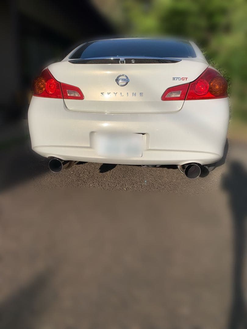 日産　スカイラインセダン　リアピースマフラー　KV36