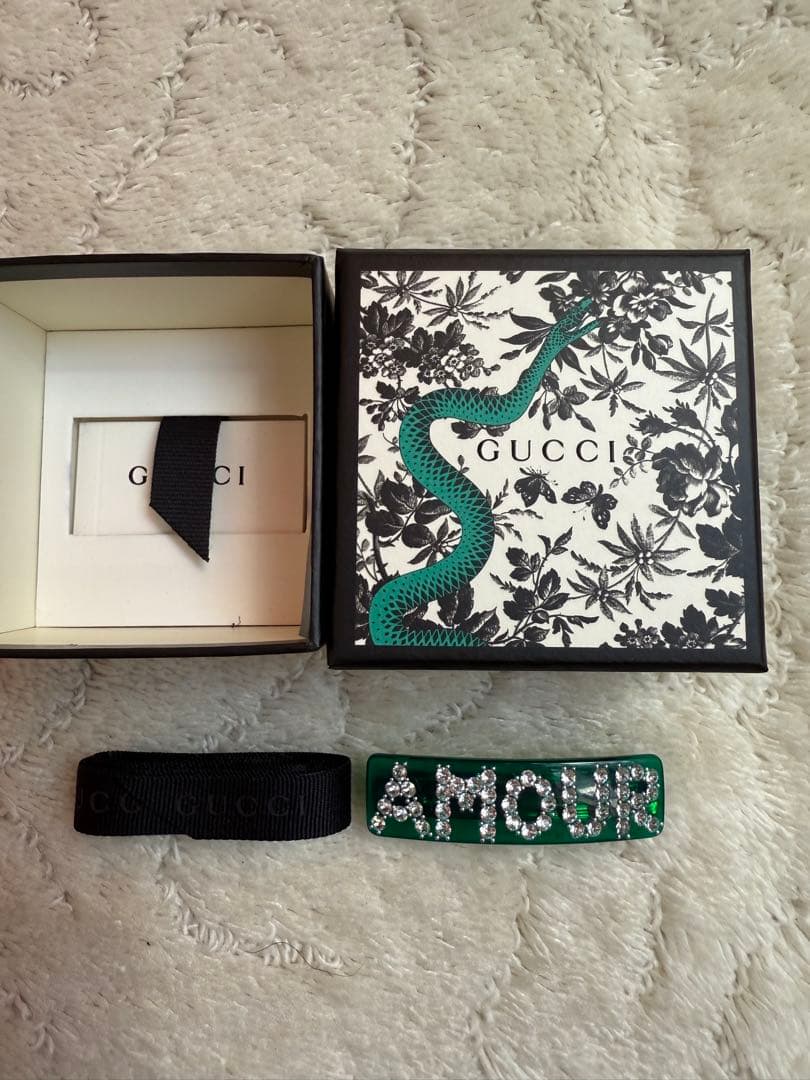 GUCCI クリスタル グッチ シングル ヘアバレッタ