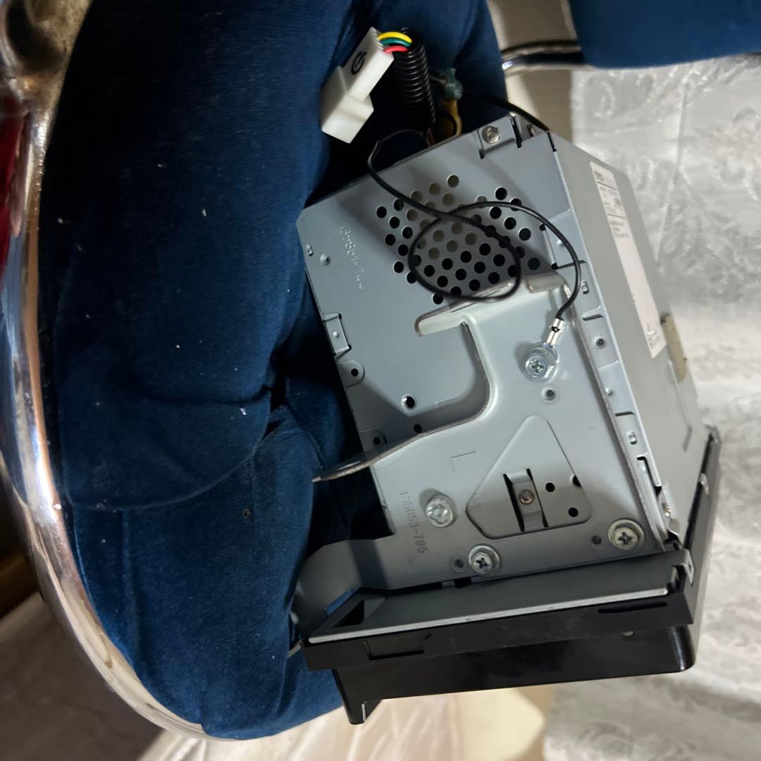 カーナビ ヘルプネット機能付き NSZT-Y64t