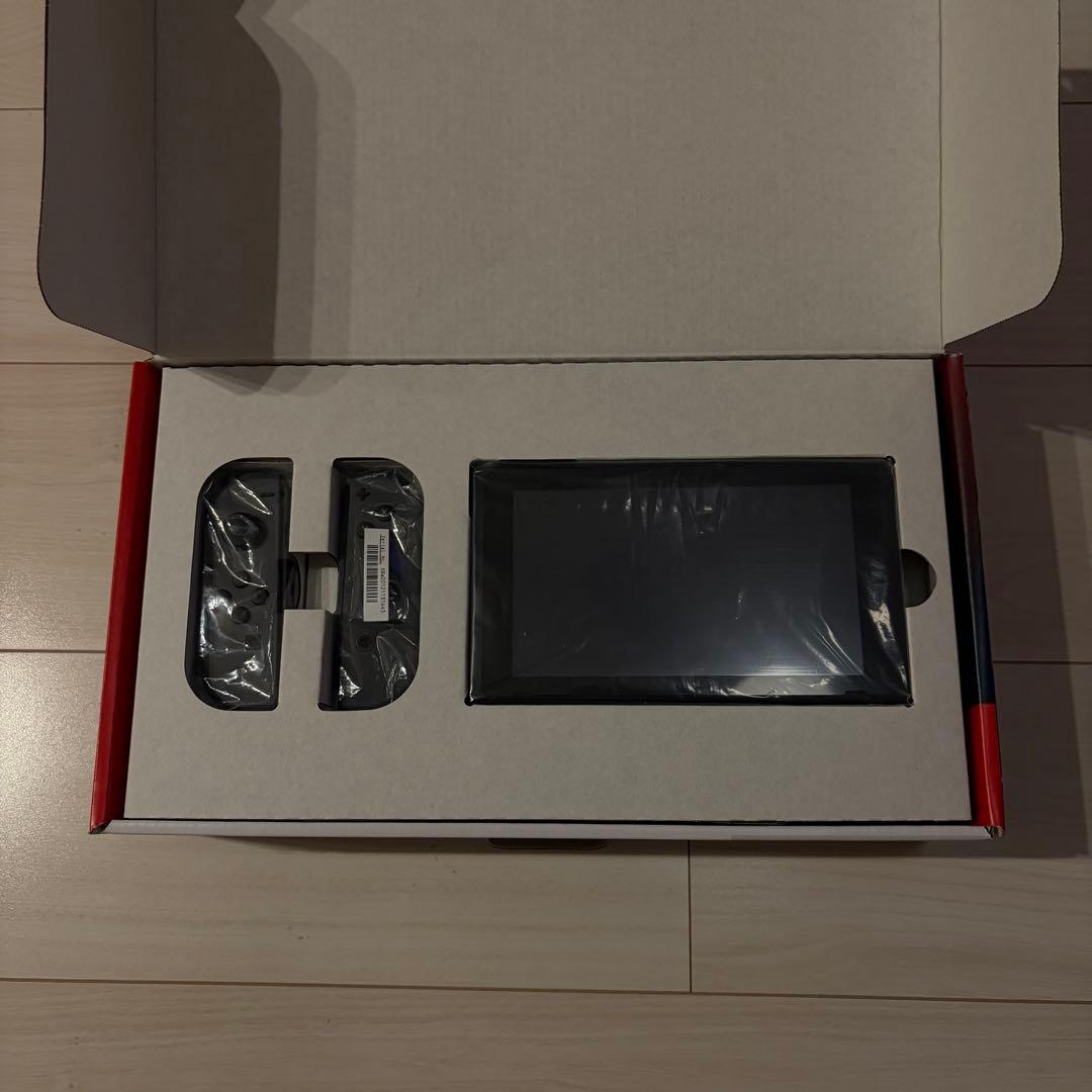 超美品！Nintendo Switch 本体 ブラック(バッテリー強化版)