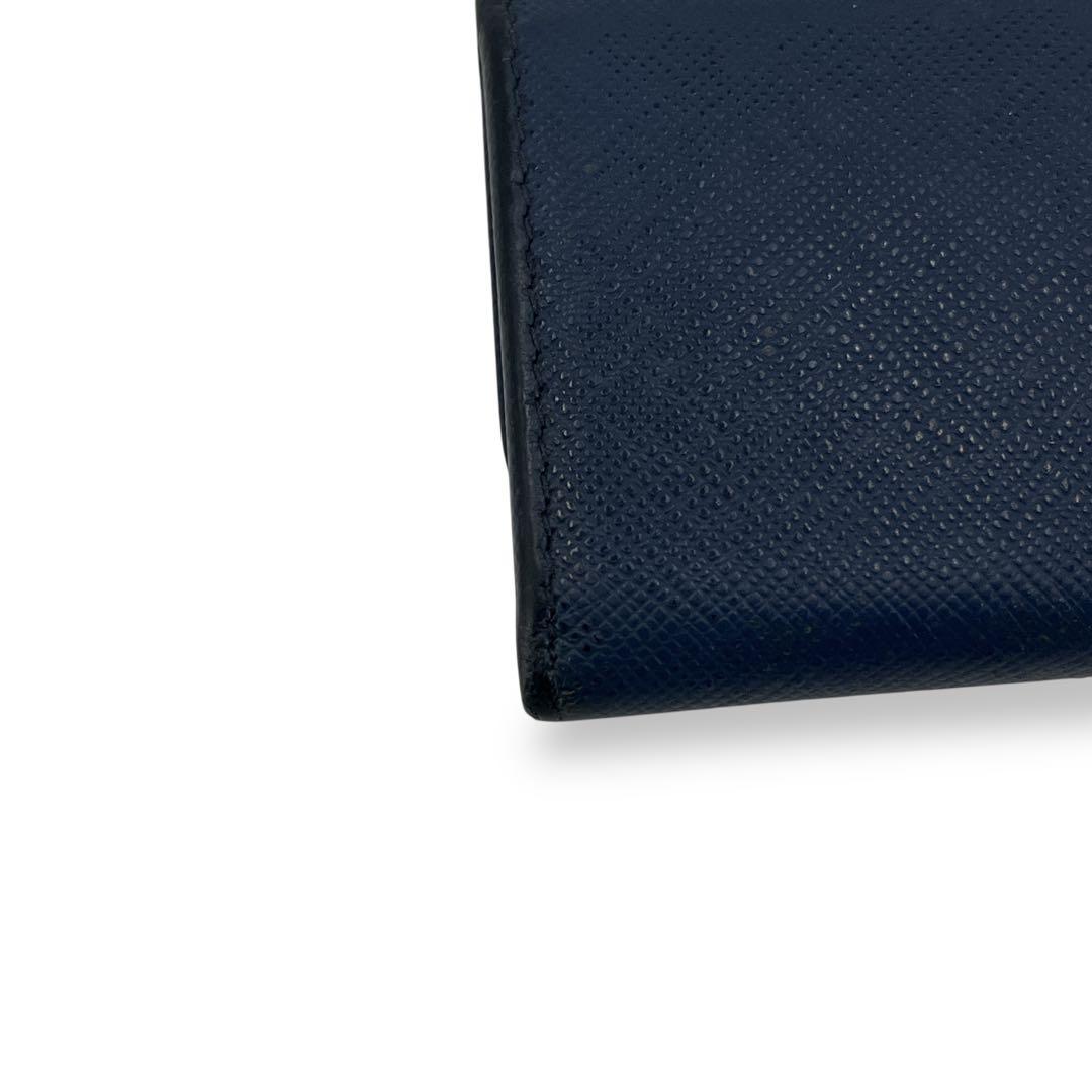 プラダ　キーケース　6連　メタルロゴ　サフィアーノレザー　ネイビー　男女兼用