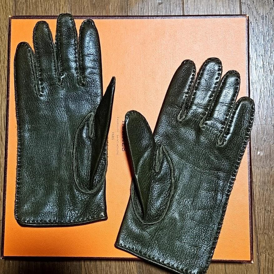 Hermes エルメス レザー手袋　カーキ色　ラムスキン　5本指 サイズ7