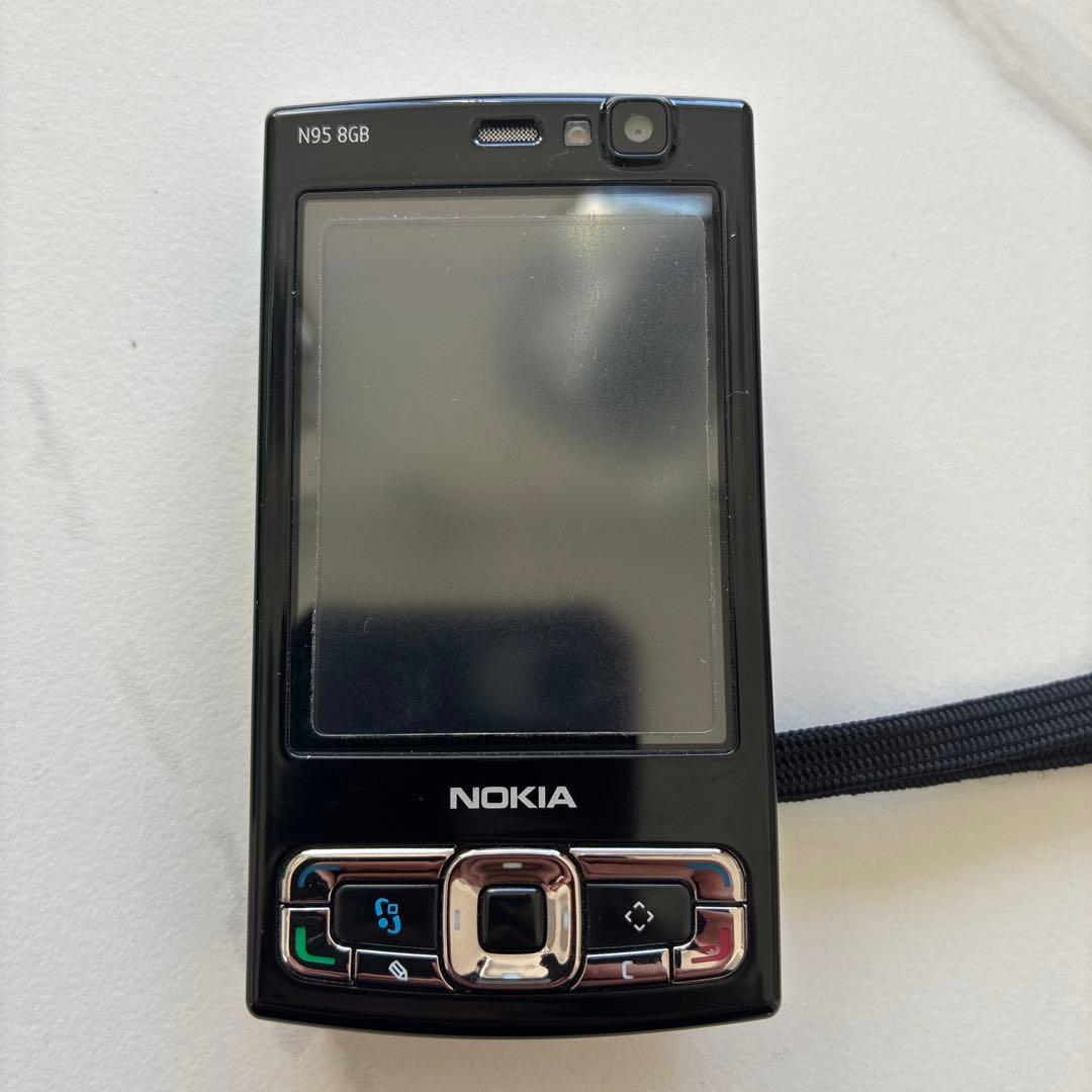 Nokia N95 8GB ブラック 携帯電話本体