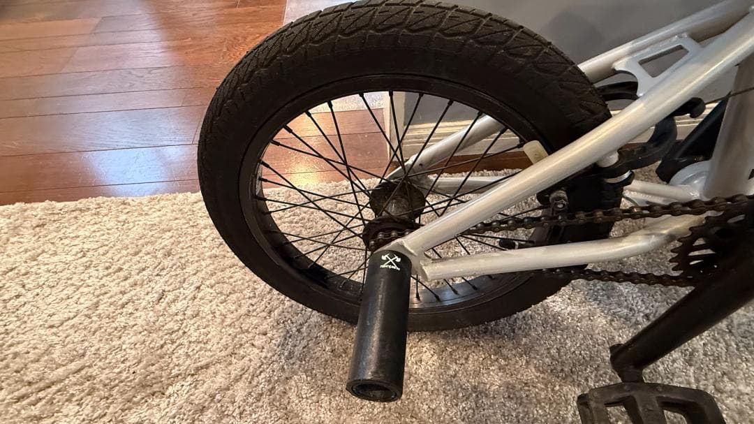 キッズBMX 16インチ KINK ペグ付き