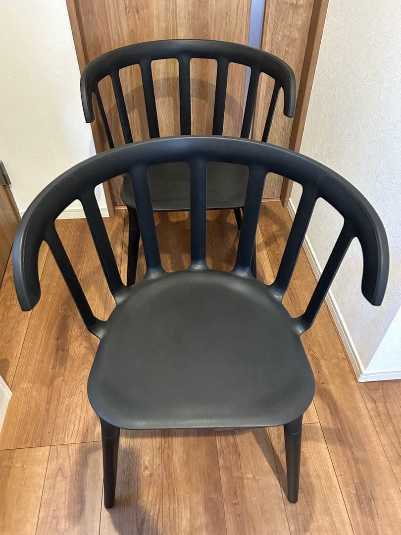 IKEA PS2012 アームレスト付 デザイナーズ ダイニングチェア2脚セット