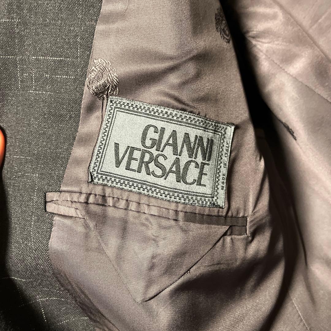 ミナミ　ヴェルサーチ　スーツ　セットアップ