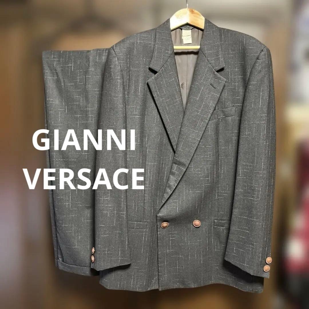 ミナミ　ヴェルサーチ　スーツ　セットアップ