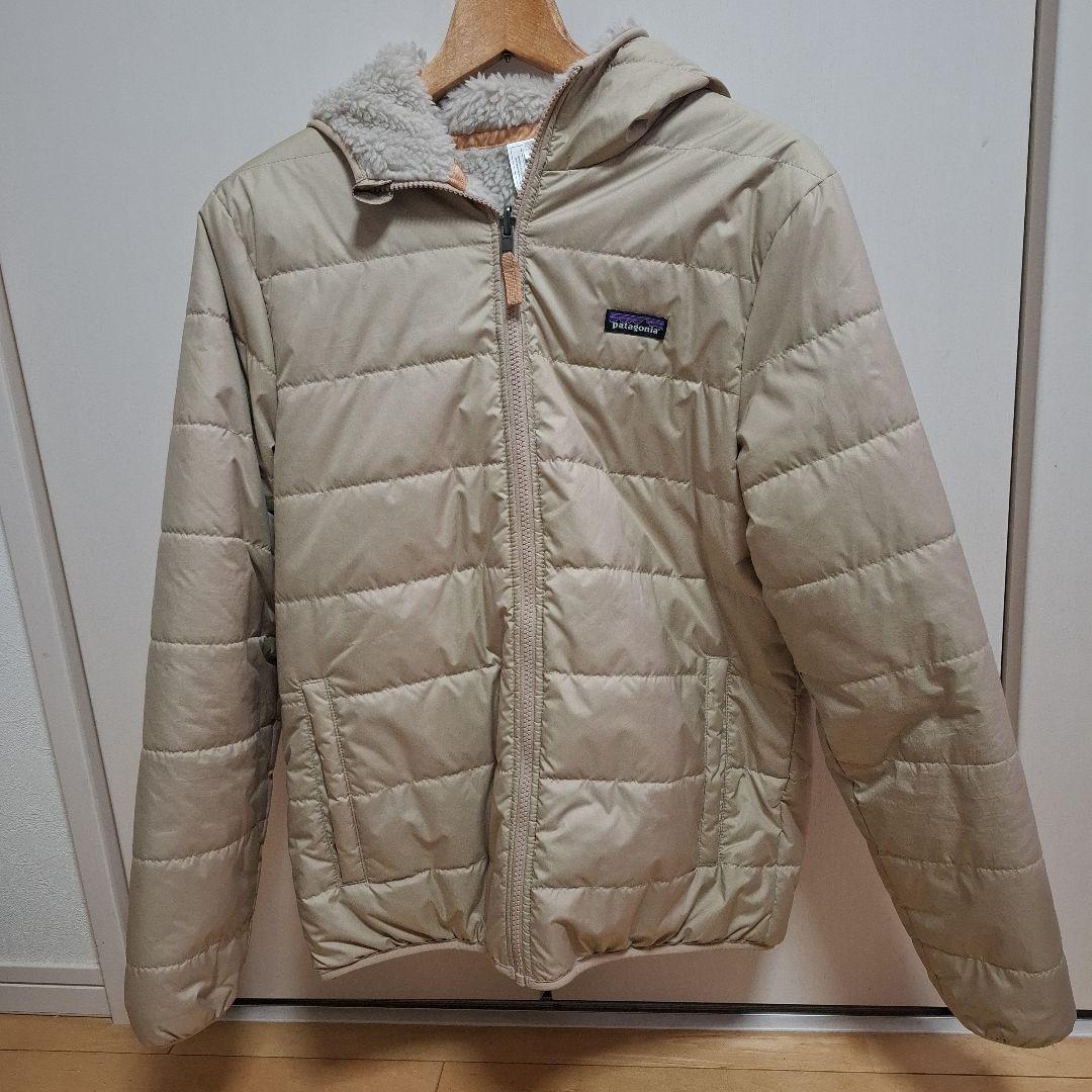 patagonia リバーシブルダウンジャケットベージュ美品