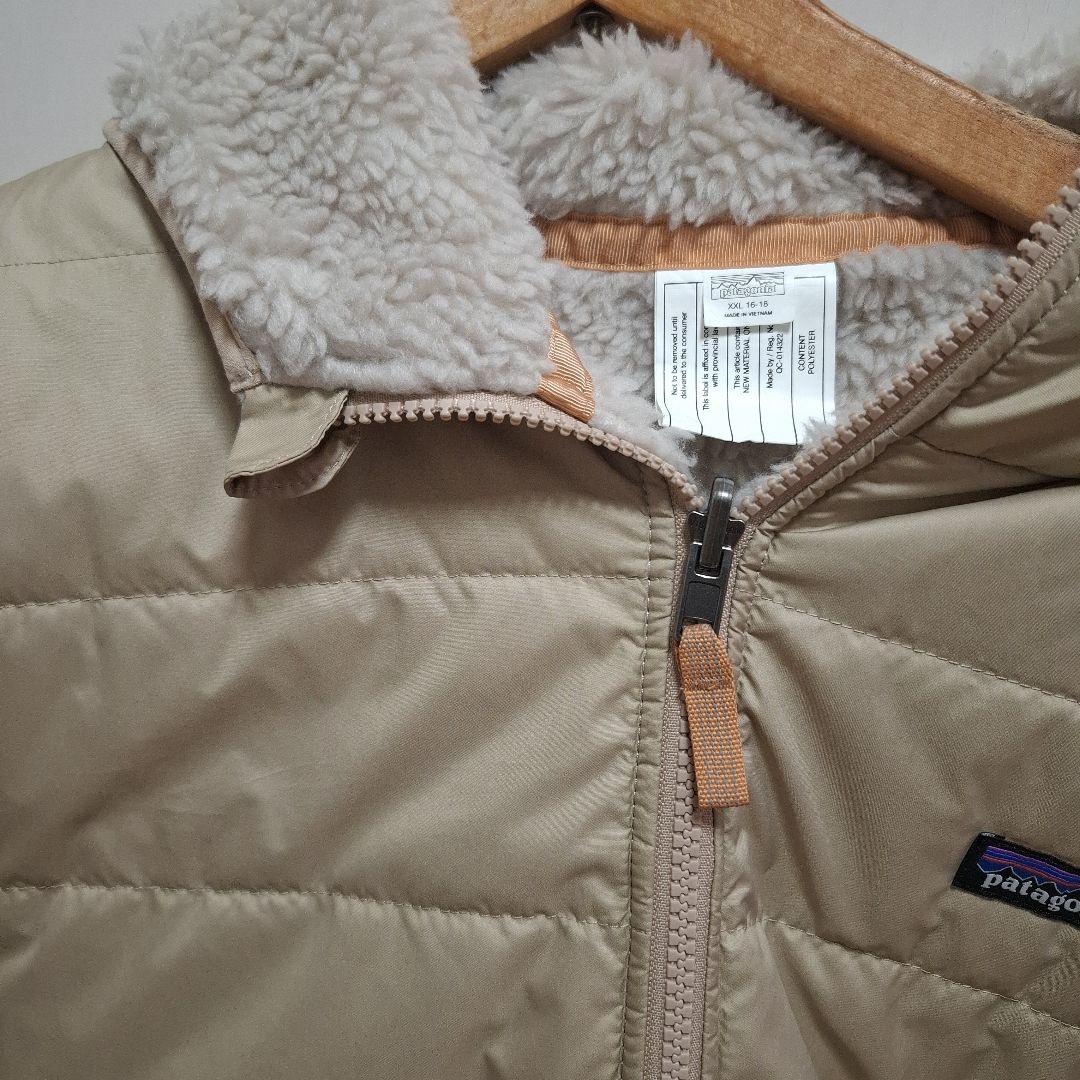 patagonia リバーシブルダウンジャケットベージュ美品
