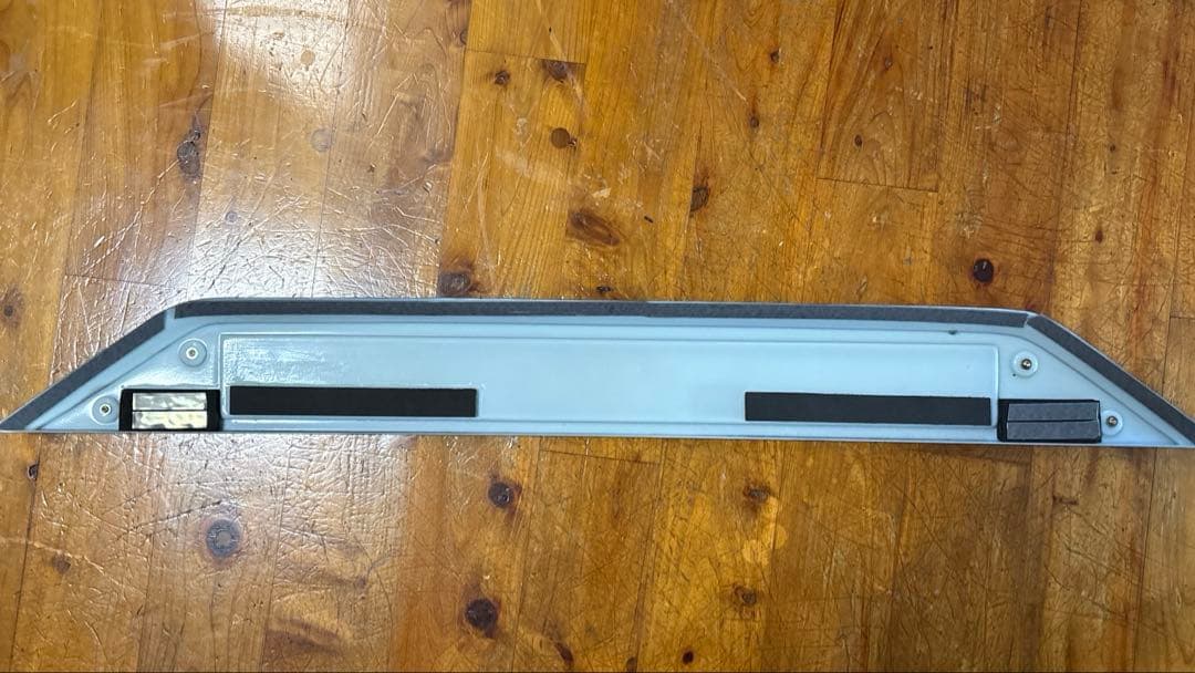 RAV4 50系 リアマークレスカバー